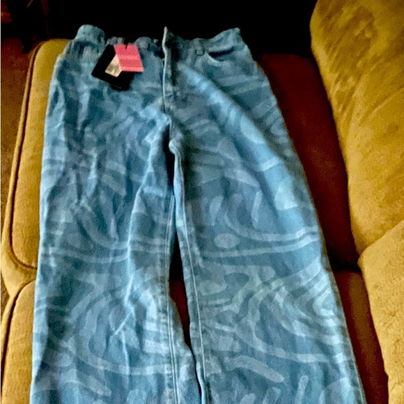 Pretty little things jeans and top - Picture 5 of 5